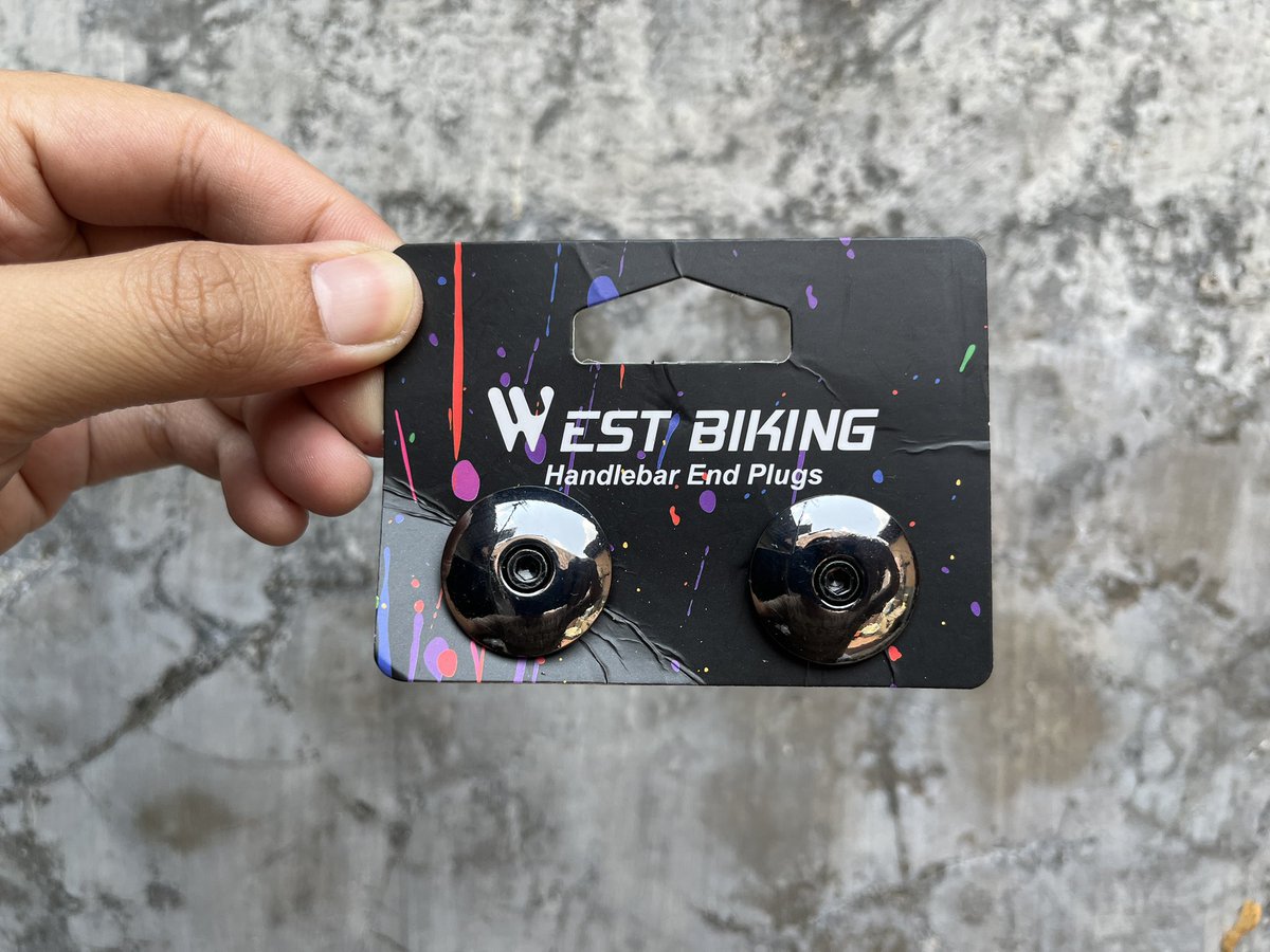 Dijual semua barang baru 

• The musette - Waistbag - Eclipse LBB Jakarta (340)
• Ardently Mudguard Fender (50)
• Pcycledhelic bartape (150)
• West Biking bar end (20)

#fnfjb