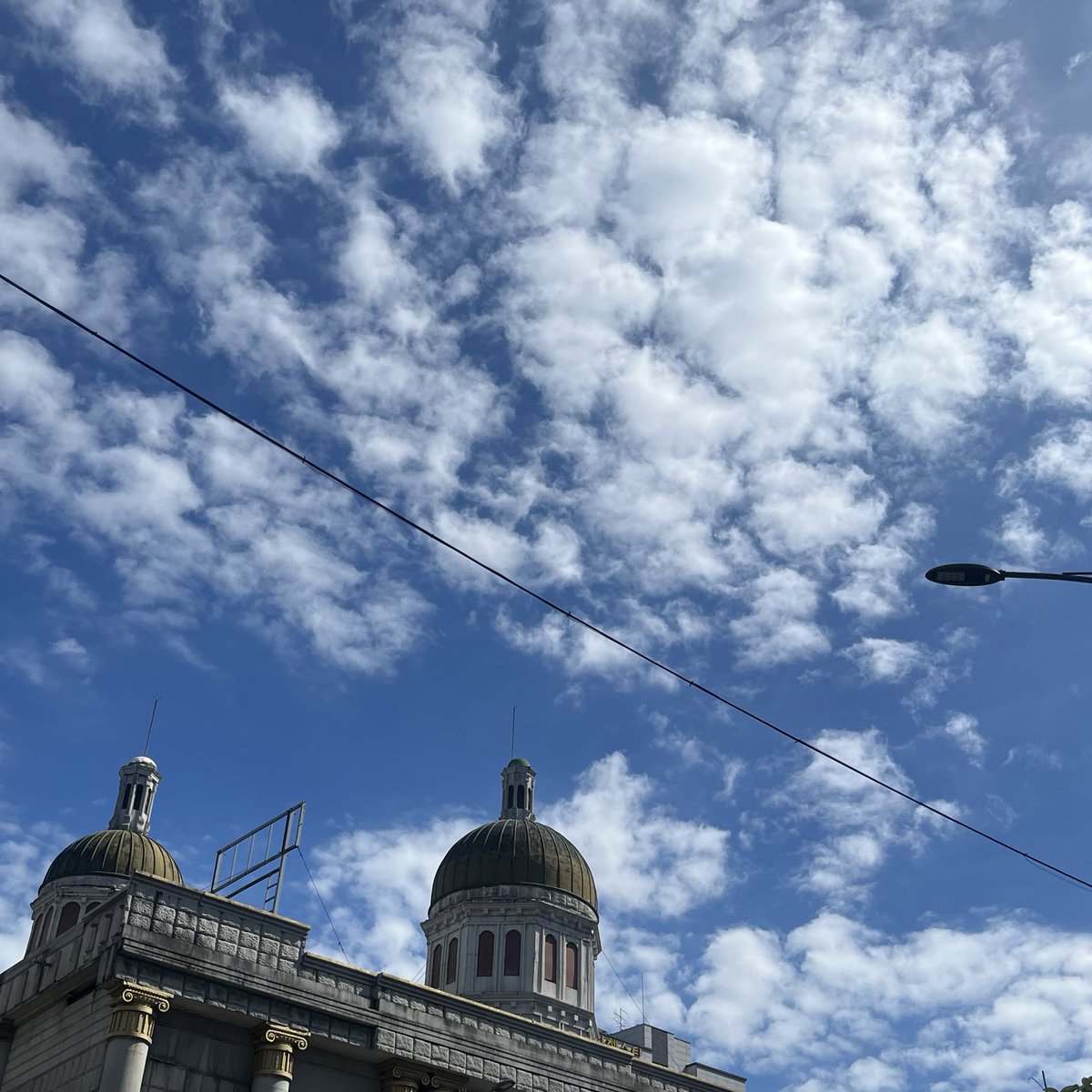 백현아
나는 출근해🥲
오늘 날씨 짱좋다  !!!!!!