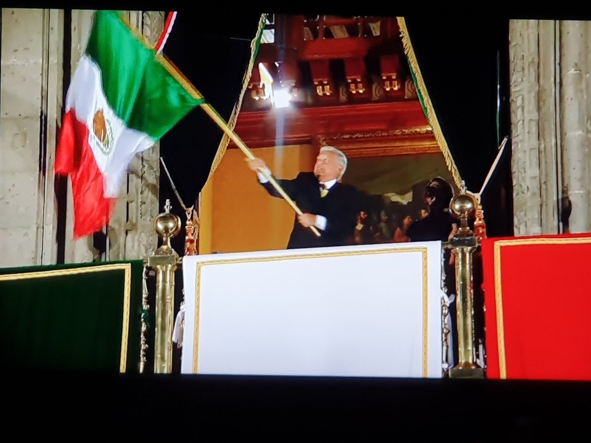 nombewey's tweet photo. ¡VIVA MÉXICO! 
Gracias Presidente por no rendirse nunca 💪🏼👨🏼‍🦳🇲🇽 https://t.co/e0AqYJpGAZ