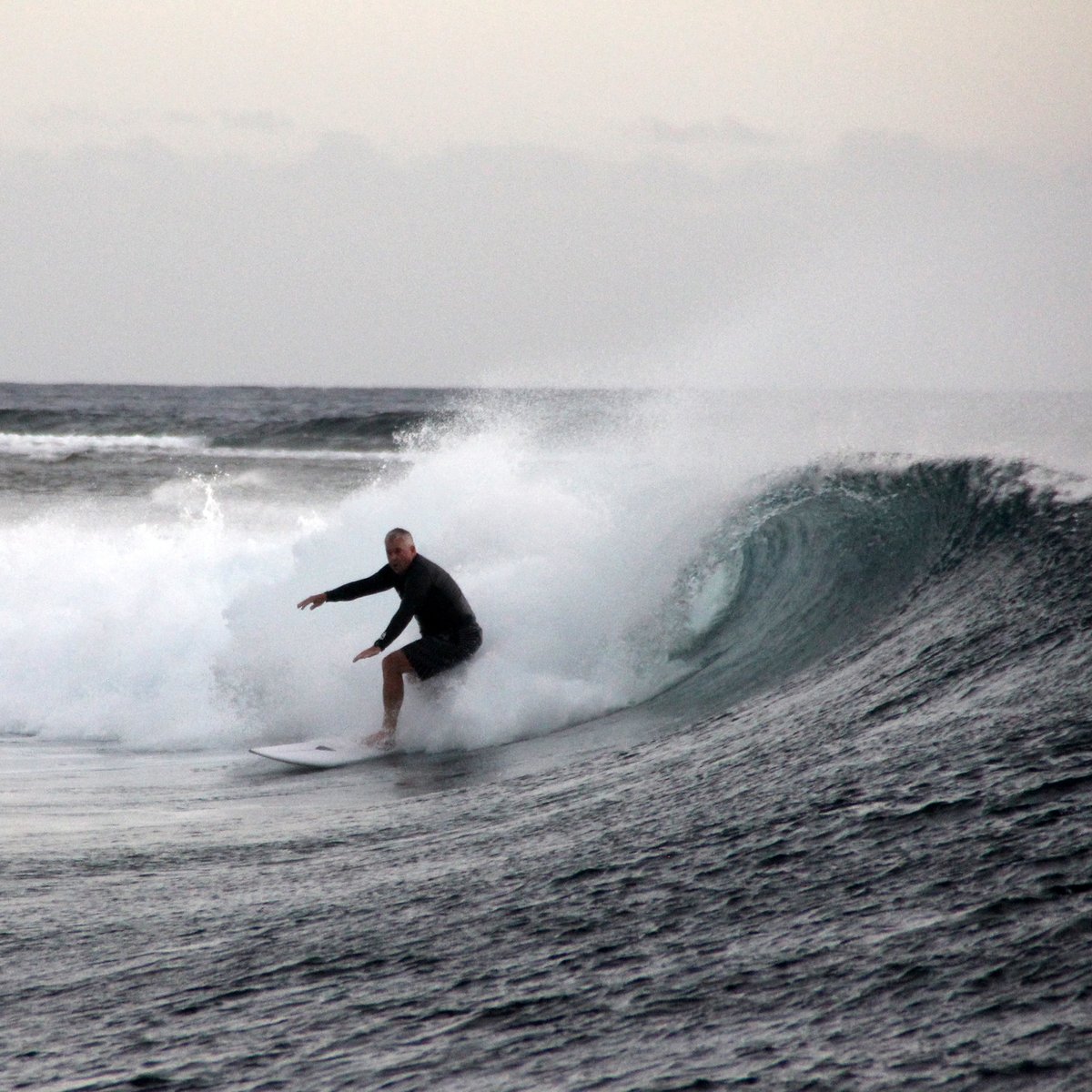 FE_Surfboards's tweet photo. Is this the biggest Alien we have ever made ? The custom surfboard experience ! 
"On the bigger days I got some fantastic, long waves from way up the reef and the Alien had great speed with me on board". 
#surfboard #surftrip #formulaenergysurf https://t.co/IpHF11YEMr https://t.co/es6xGRWkhI