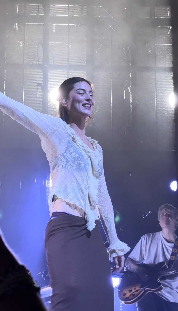 GracieAbrUpdate's tweet photo. #TSOUDenver: Gracie on stage tonight in Denver, Colorado.
— 📷: @cherryrockland https://t.co/994oJpaHGS