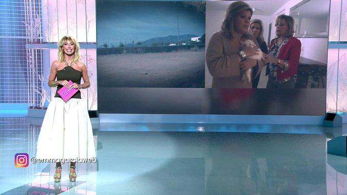 #Fiesta15S es LÍDER de nuevo de su franja de emisión llevándose al 9.7% de cuota, 816.000 y 4.154.000 espectadores únicos

+7 décimas que la 2ª cadena

Aporta el 34.3% de la audiencia de #T5 

#QueVivaLaTele #Audiencias