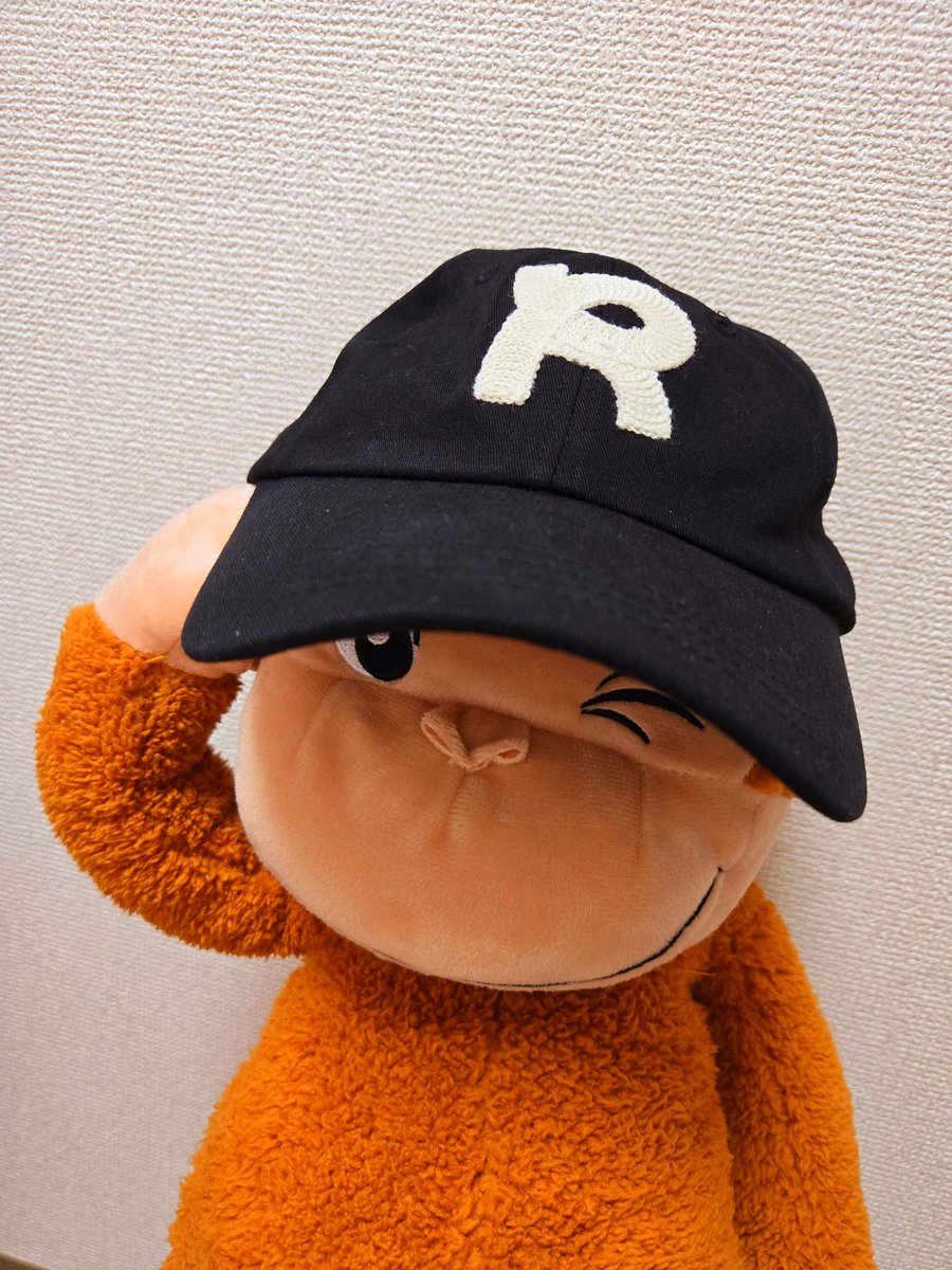 donald8000guku's tweet photo. わぁ~い🙌🙌
届いた❤❤
めちゃくちゃ可愛い(/▽\)❤
深めの帽子が好きで、浅めの帽子はあんまり買ったら事がなかったけど、これは大満足🤗✨
デザインも最高👌
さっそく使おっと🥰🎵🎵
#帽子
#キャップ
#RUFFDDIVE
#SeoInGuk #서인국 #ソイングク #徐仁國 #徐仁国 https://t.co/lAGVApOLIw