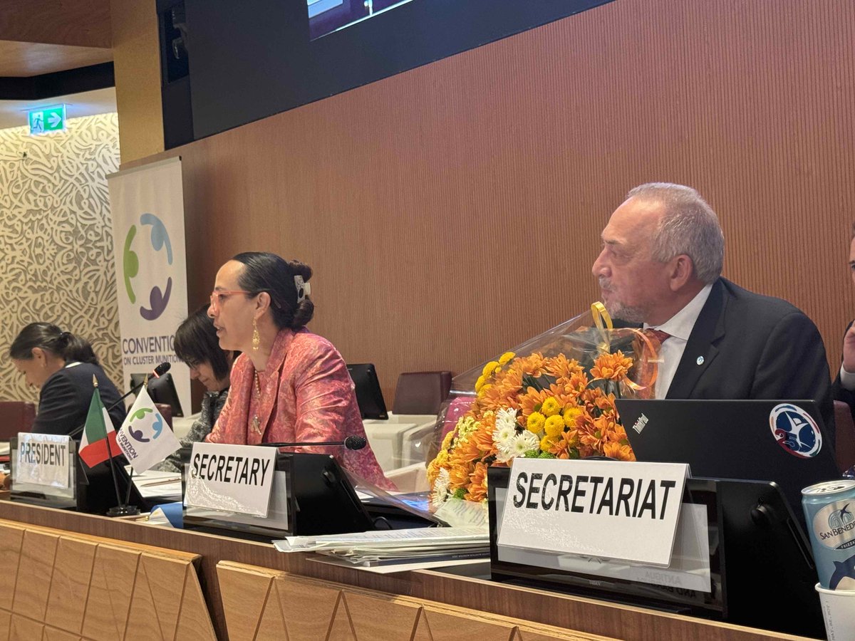 ISUCCM's tweet photo. As the #CCM12MSP drew to a close on 13 Sept. President Francisca E. Mendéz bid a special farewell to @ODA_Geneva's Peter Kolarov on behalf of the @ISUCCM and the CCM community. 🙏 Peter for all of the support, and best wishes in your next adventure! @MisionMexOI https://t.co/WdtrH9bWTl