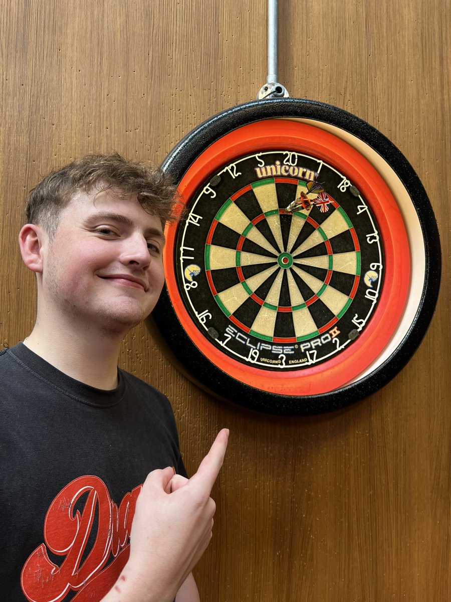 You’ll be pleased to hear we’ve locked in a Sky/TNT package down at the club!📺

You can now watch ALL of your live sports with us 🫡💚

We’ll keep your seat warm 🪑

#KeepSheffSocial #Sheffield #SkySports #TNT #SheffieldIsSuper