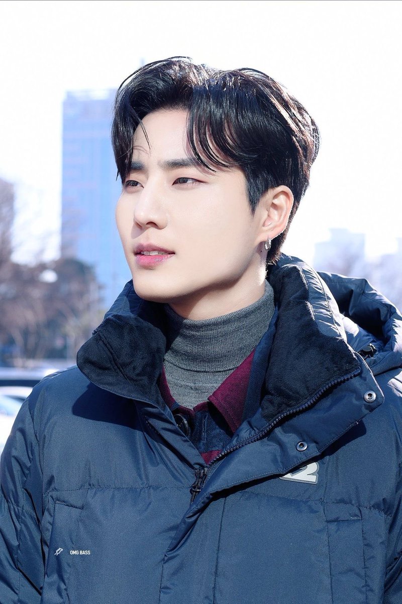 영케이 얼굴 봐서 하루 더 산다