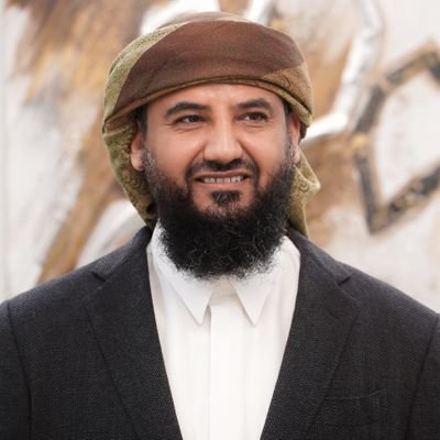 هل سيتضامن الأخ عيدروس الزبيدي والأخ أبو زرعة المحرمي مع زميلهما في المجلس الانتقالي الجنوبي وكذلك في هيئة رئاسة مجلس القيادة الرئاسي اللواء فرج سالمين البحسني بشأن موقفه من الأحداث الأخيرة في حضرموت؟!