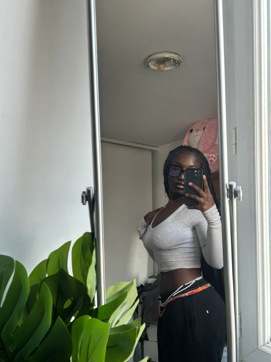 nafissayedess's tweet photo. https://t.co/wvM2bJYIBw