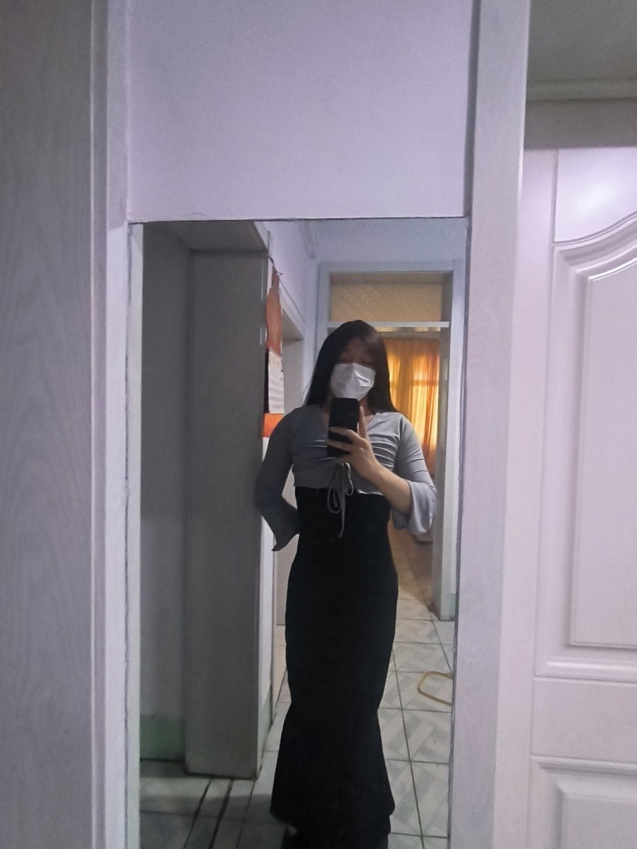 娜娜依 tweet media