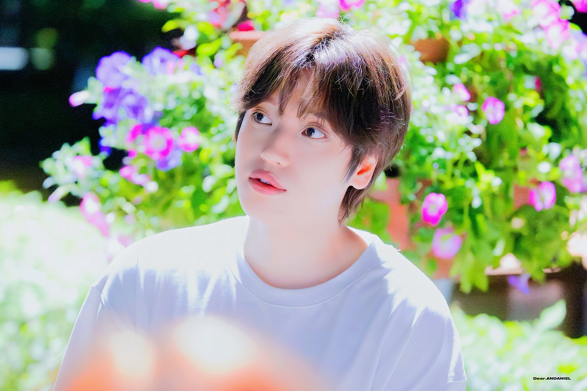 240519 6시 퇴근 퇴근길
#니엘 #NIEL 

🐥🐥