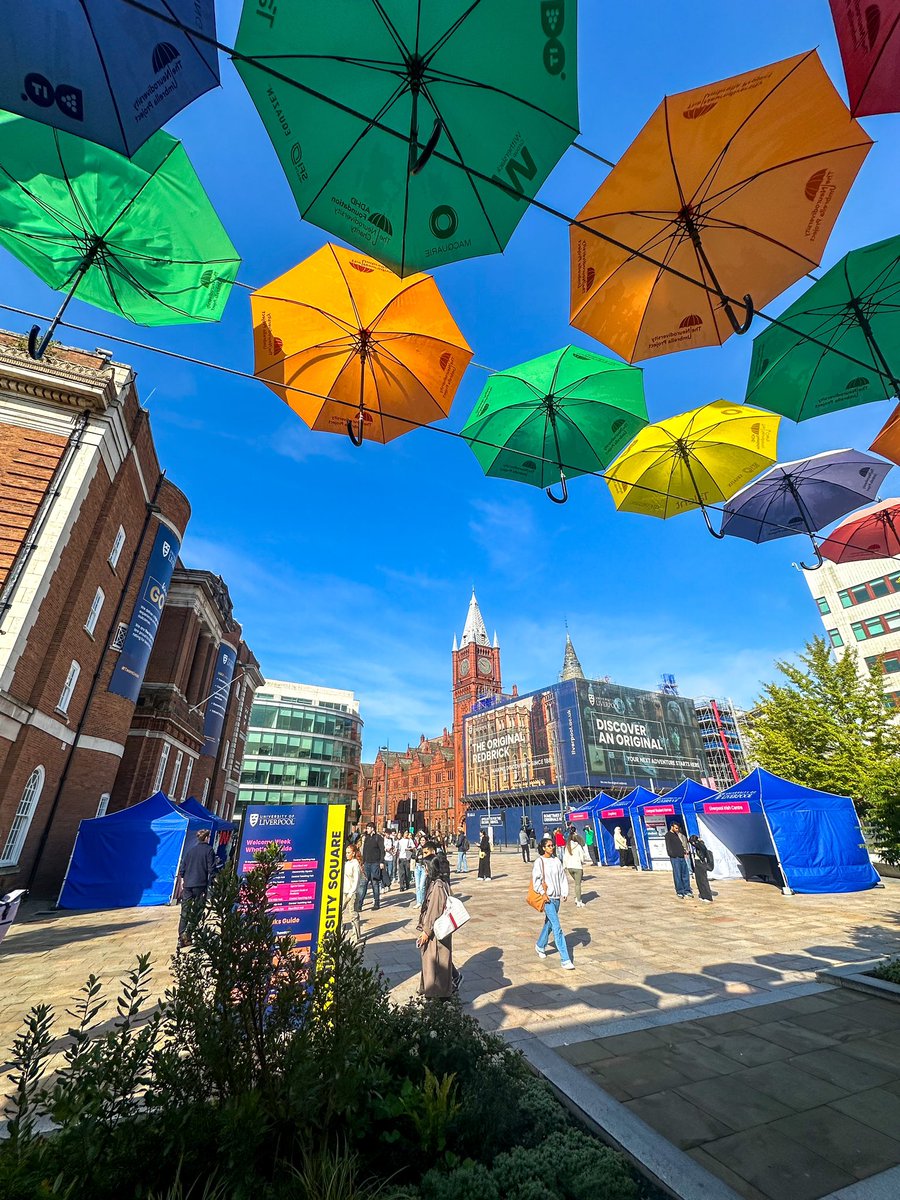 It’s Welcome Week! 🎉

We’ve got sunshine on the square for day one and we’re so happy to see all of our new and returning students on campus! 💙

Fine everything you need to know about Welcome here 👉 news.liverpool.ac.uk/2024/09/09/eve…