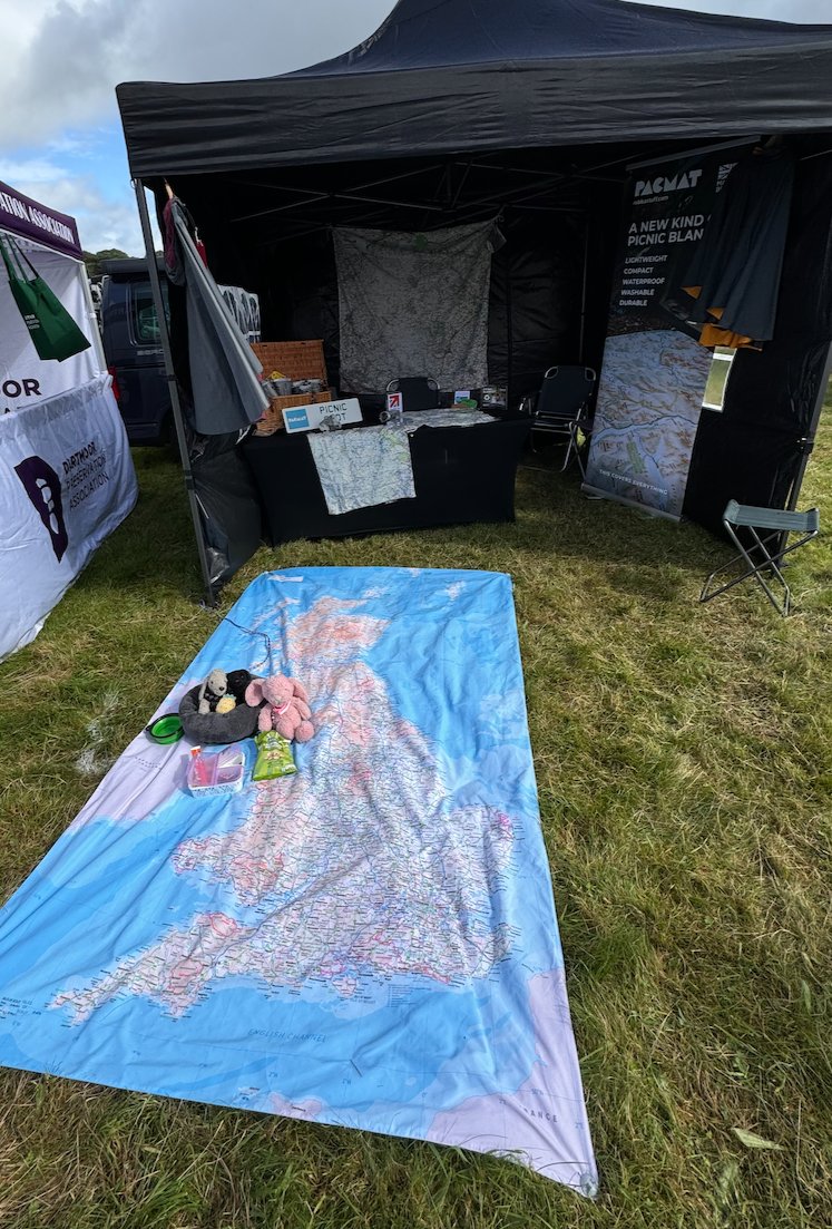 Rubbastuff's tweet image. Seconds sale 👇
rubbastuff.com/collections/sa…

#PACMAT #Picnic #Picnicblanket #Map #Lovemaps #Sale #Greatbritain