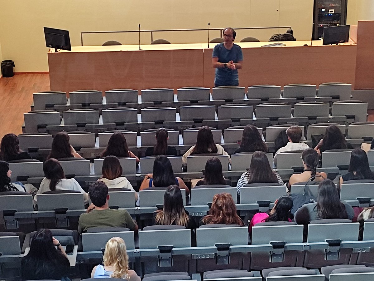 Avui inici de classes dels graus de la <a href="/UdGEducacioPsic/">Facultat Edu. Psico</a> . Benvinguts i Benvingudes al nou curs 2024-2025!