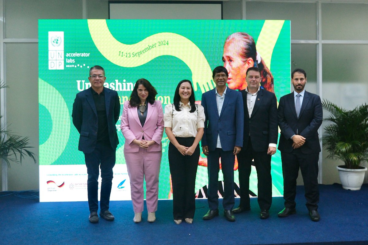 👉🏼<a href="/UNDPPH/">UNDP Philippines 🇵🇭</a> hosted the UNDP Accelerator Labs R&amp;D Rave on #CircularEconomy!♻️✨Innovators from Accelerator Labs, companies, gov't, and dev't partners from 30 countries met in Quezon City to explore and formalize R&amp;D solutions, key learning questions, and opportunities in CE.