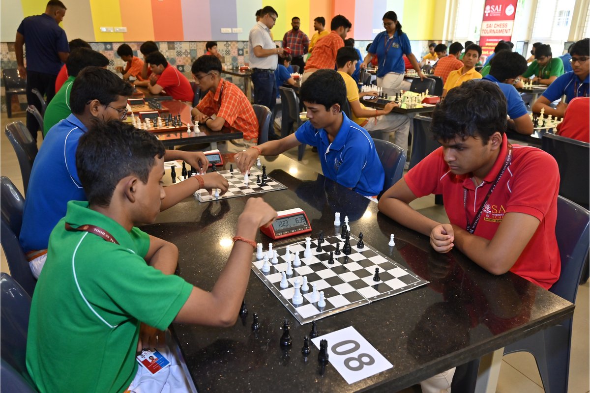 SAI_Edu_In's tweet image. This first edition of the SAI Chess Tournament, held across four categories—Primary Prodigies, Junior Jesters, Middle Game Masters, and Senior Strategists—emphasized problem-solving and logical reasoning.
#StudentExcellence #ChessEvent