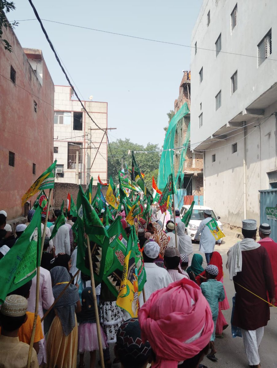 Aapdryuvraj's tweet image. इंसान का इंसान से हो भाईचारा
यही पैगाम हमारा ❤️

आज #ईद मिलाद उन नबी के मौके पर अपनी रोहिणी विधानसभा के राजापुर गांव की मस्जिद पर लोगों के बीच शामिल हुआ,सभी लोगों ने हो सम्मान दिया उसके लिए बहुत बहुत धन्यवाद