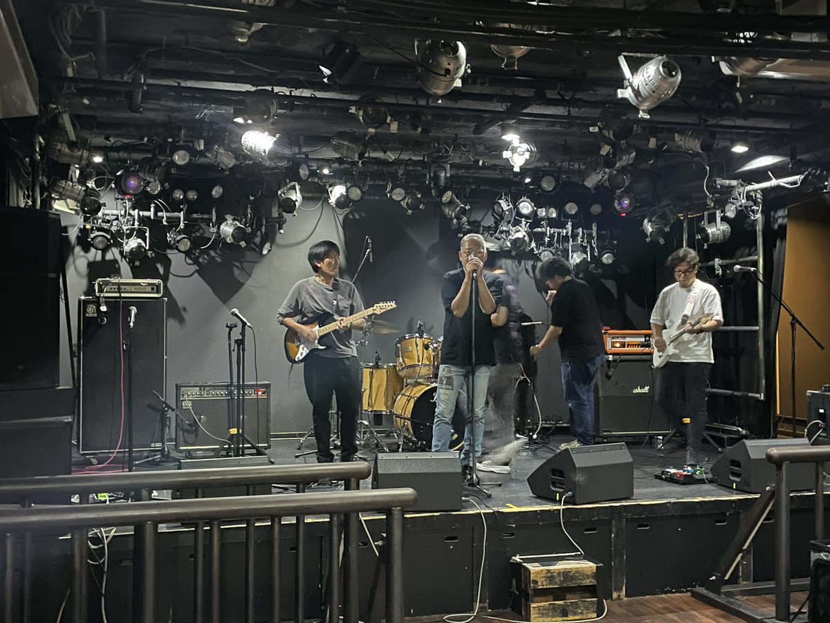 Progetto- uno tweet media