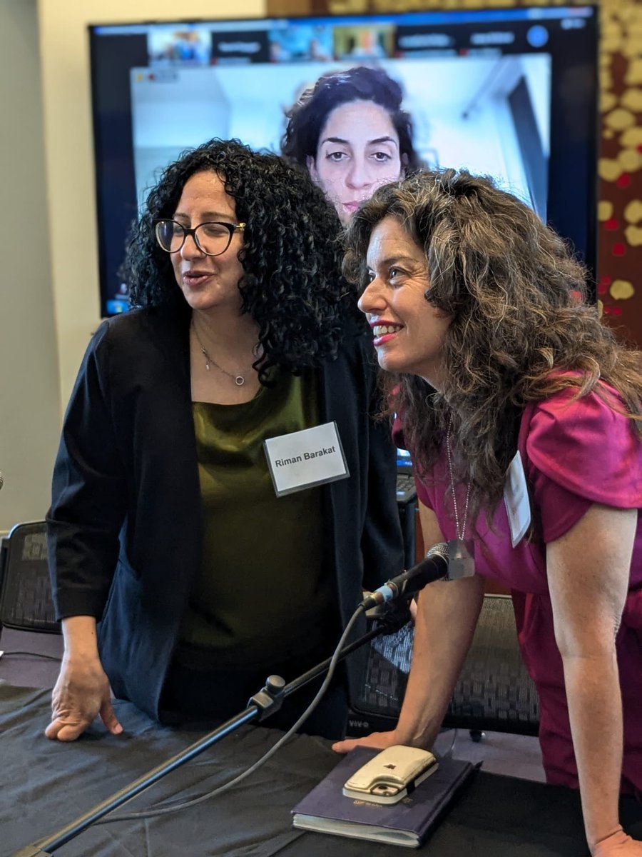 Excellent thread on yesterday’s <a href="/TempleShalomMD/">Temple Shalom MD</a> “We Refuse to Remain Enemies” event, featuring stellar group of @allmep members. Inc <a href="/NewStoryLeaders/">New Story Leadership</a>, <a href="/MEET_Education/">MEET - Middle East Entrepreneurs of Tomorrow</a>, <a href="/AravaInstitute/">Arava Institute for Environmental Studies</a>, Feelbeit, Heartbeat, <a href="/jerusalemchorus/">JerusalemYouthChorus</a>, <a href="/cfpeace/">Combatants for Peace</a>, <a href="/ProjectRozana/">Project Rozana</a>, <a href="/ThePCFF/">Parents Circle</a>, &amp; <a href="/omdimbeyachad/">עומדים ביחד نقف معًا Standing Together🟣</a>.