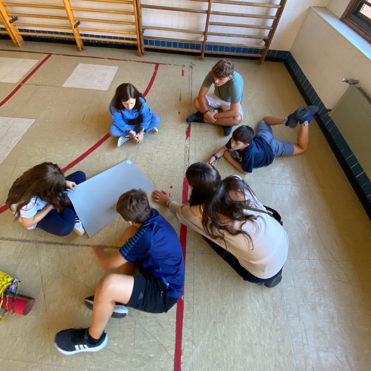 Itaka Escolapios Bilbao (@itakabilbao) on Twitter photo INICIO DE LAS ACTIVIDADES DEL MOVIMIENTO CALASANZ
El lunes pasado arrancaba el Movimiento Calasanz desde Kos hasta Bidean I. Momentos en los que compartir qué tal el verano y empezar a preparar ya el Paso que celebraremos el sábado que viene en Lekun Etxea.
<a href="/EscolapiosBi/">Escolapios Bilbao</a> INICIO DE LAS ACTIVIDADES DEL MOVIMIENTO CALASANZ
El lunes pasado arrancaba el Movimiento Calasanz desde Kos hasta Bidean I. Momentos en los que compartir qué tal el verano y empezar a preparar ya el Paso que celebraremos el sábado que viene en Lekun Etxea.
<a href="/EscolapiosBi/">Escolapios Bilbao</a>