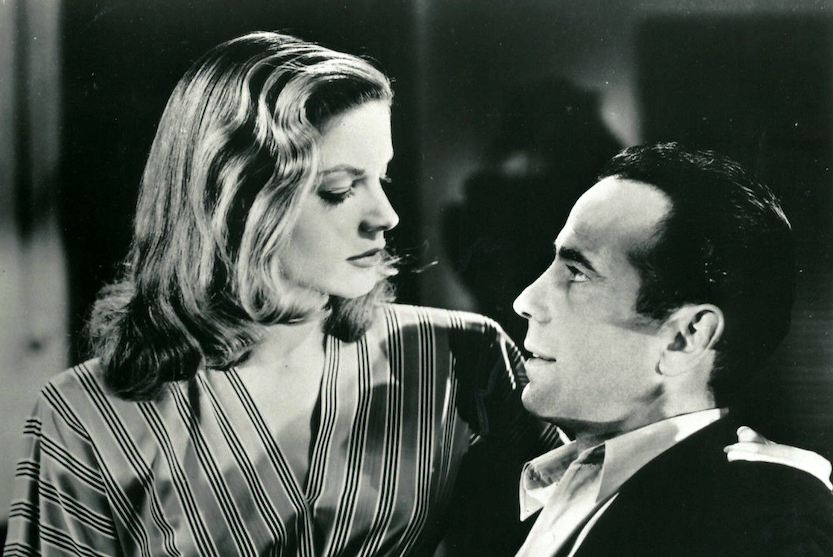 Il y a 100 ans exactement ce jour, le 16 septembre 1924 à New York, naissait l'ensorcelante Lauren Bacall (imdb.com/name/nm0000002/).
Ici dans «Le Port de l'angoisse» (1944) de Howard Hawks avec Humphrey Bogart, qu'elle épouse une année plus tard. (Photo Liberty Publishing/Wiki)