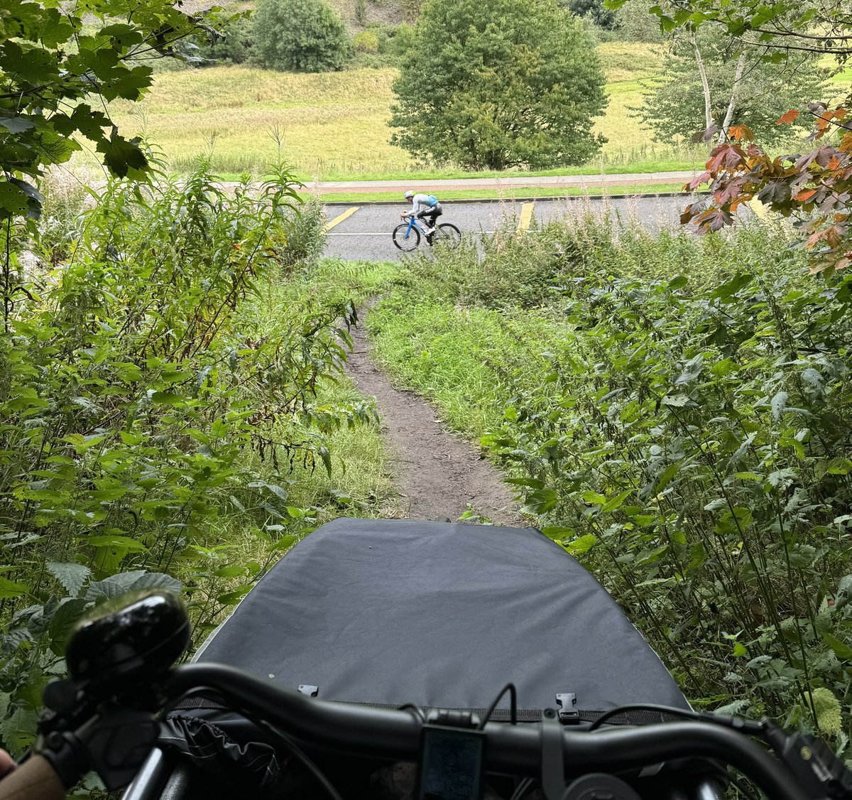 🚲 edi.bike | issue 58 | 16th Sep '24

In your weekly edinburgh cycling digest:

September Transport Committee Roundup, Edinburgh’s Cycle Storage Challenge, Spokes Action Update, Three-seater Tandems and more…

buttondown.com/edi.bike/archi…