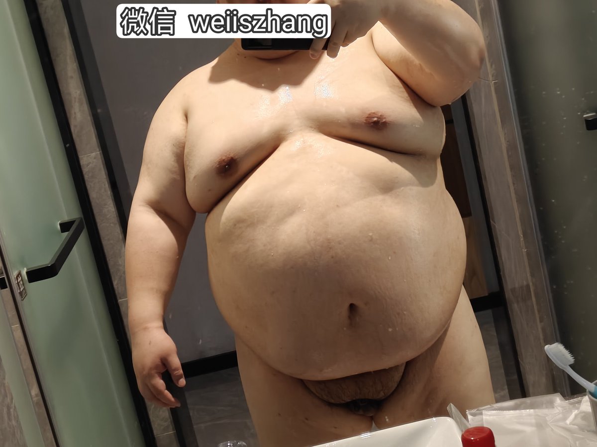 最近有点无聊，想要谈个甜甜的恋爱😍😍😍