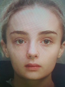 TrueCrimeUpdat's tweet image. #MISSINGTEENS UK - Chloe and Ruby, both 17

MISSING FROM: Chloe - Worthing, Ruby - Littlehampton, West Sussex

LAST SEEN: Chloe - Friday, September 9, 2024; Ruby - Thursday, September 8, 2024

APPEARANCE:
Chloe: Slim, blonde highlighted brown hair, nose piercing, uses a