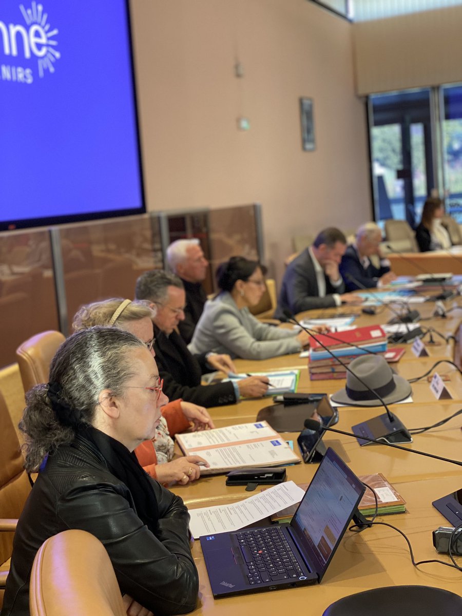 Après le terrain, reprise des travaux des instances délibérantes pour adopter des projets et des subventions indispensables au développement du territoire.