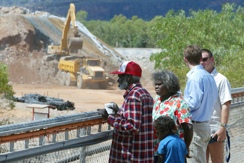 Mirarr join Federal Court action on Jabiluka
"We asked them to get ready to make Jabiluka part of the national park. Well, I'm ready now. Nobody is mining there, nothing. They should just go away, now, before it's too late.”
gac-v3.katalyst.com.au/news_items/mir…