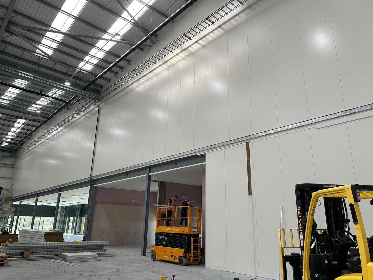 Our team is making great progress installing composite panel walling on a new unit in Bishops Stortford for our client Factotum.

 Please call our team on 020 8938 3498 (London) or 01451 523 109 (Midlands).