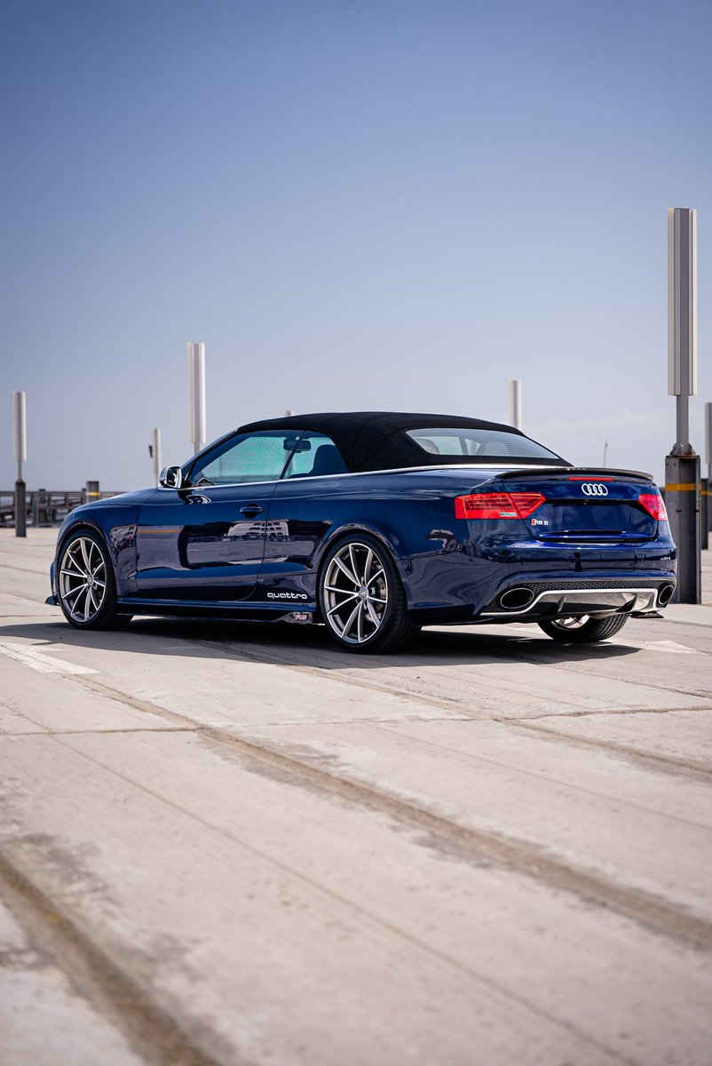 AutoVelvetCPT's tweet image. This Audi RS5 was a pure passion project. We ended up spending three FULL days just perfecting her paint work, as she was extremely neglected, and the new owner wanted to have her looking better then factory new again. 
Needless to say… we made the client’s wish a reality.