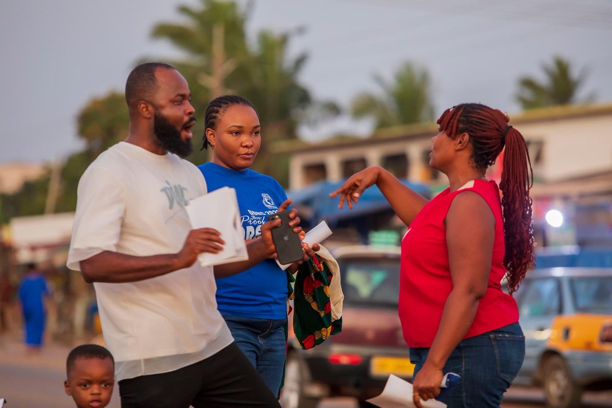 ChimereRev15966's tweet image. Reaching out to the unsaved is our mission 🔥❤️❤️ #JesusIsKing #gorc2024 #revvictorchimere