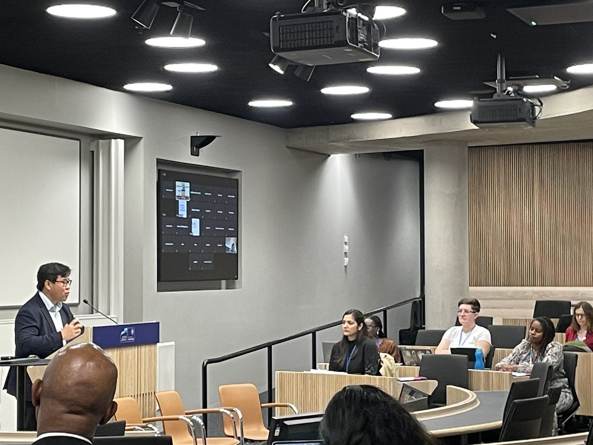 DPAGAthenaSwan's tweet image. Day 1 of the @UniofOxford EDI Community of Practice Training Conference - great start to the day from @timsout