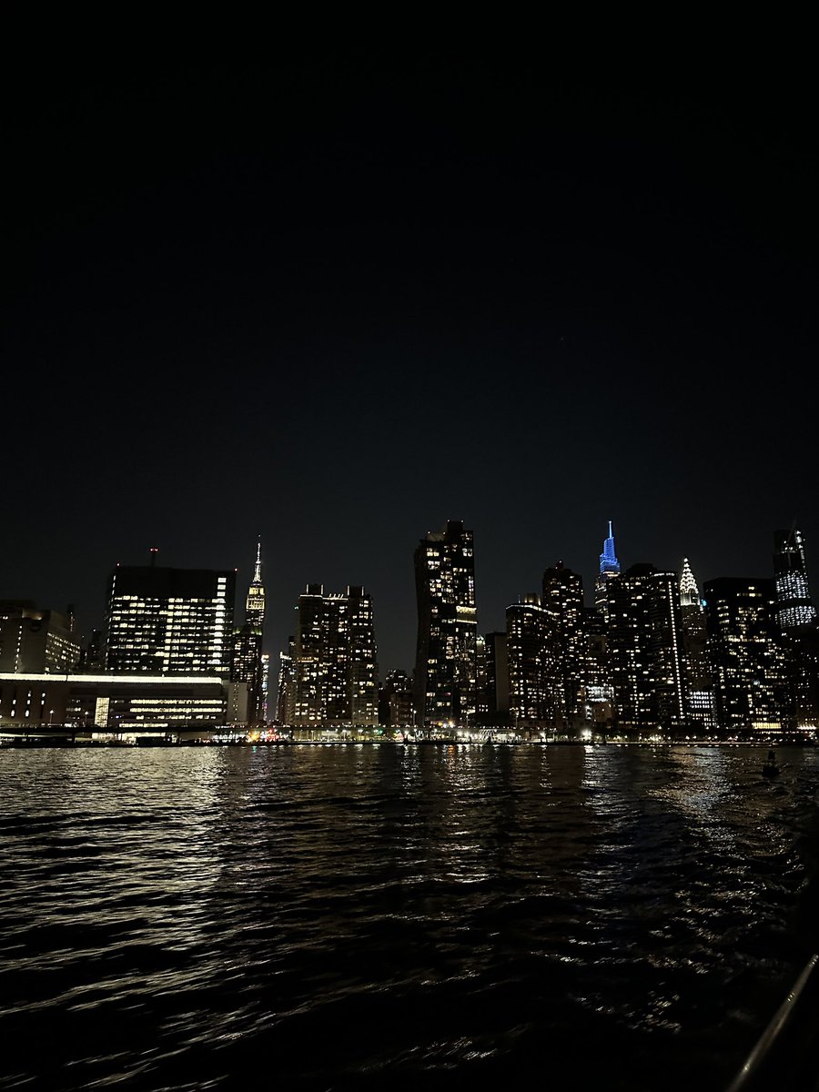 The most b e a u tiful time in 📍 NYC