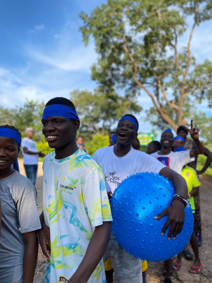 kev_vinek_silva's tweet photo. #BlogCamp2024 
Les heures sont désormais comptées pour le séjour. N’empêche de profiter d’une bonne matinée de sport , de jeux et surtout d’une causerie sur les deep fakes. Chaque instant est un moment d’apprentissage. 
#BlogForDssr #CampNanto https://t.co/t7PK1UghzQ