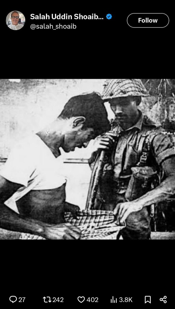 Sohan_RSB's tweet photo. This photo has been circulating for a long time falsely claiming to show a Pakistani soldier checking if someone is Hindu or Muslim by checking under lungi.

However, the soldier in this photo is not Pakistani but Indian. This is a picture of an Indian soldier checking a person's lungi.

The photo was taken by Indian photojournalist Kishore Parekh. He wrote about the photo, "Indian troops grimly round up villagers suspected to be Pakistani spies. They peer into lungis in search of weapons." The soldier in the photo is Indian

Source : https://t.co/dxE6AmcpUa