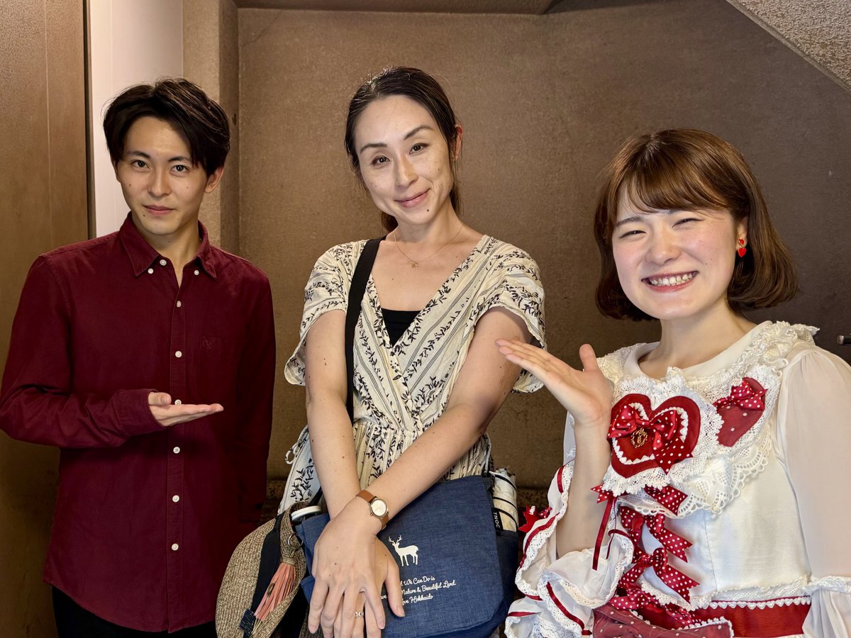africanwhale's tweet photo. #横山旬 （弟2）の作品『 #午後9時15分の演劇論 』が演劇化された

役者さんの熱とエネルギー、演出や音楽、舞台も工夫されとても良かった。漫画とは違う工夫も

何よりこれほど多くの人が旬の作品に取り組み、観てることに感動😭ありがとう

古謝くんはどこか美大時代の旬に重なる

@shibaimadness https://t.co/chrVCYMLue