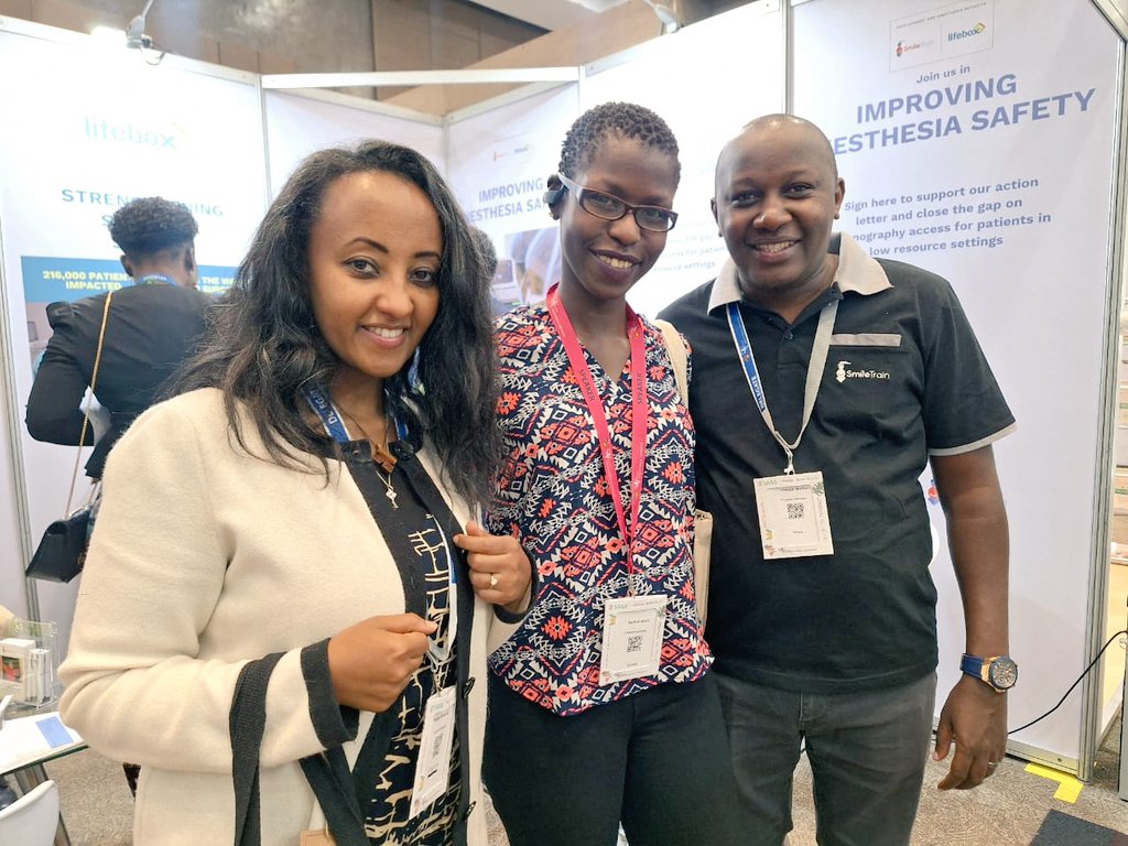 We are live on Day 1 at the #2024AAAC in South Africa!
#SmileTrain is proud to join <a href="/SaferSurgery/">Lifebox</a> and <a href="/wfsaorg/">WFSA</a> leading on an action letter sign on event to #closethecapnography gap.