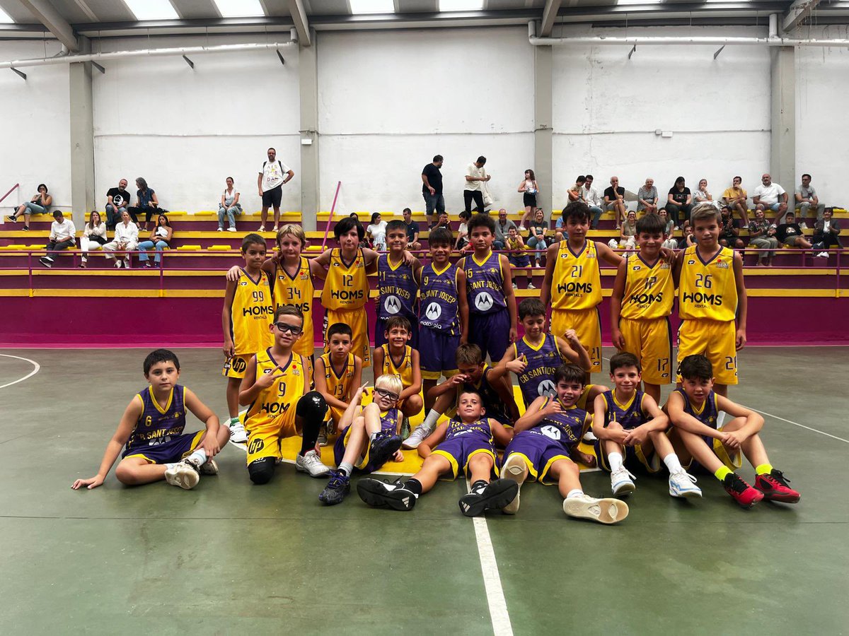 uemataro's tweet photo. 🟡 LA PRETEMPORADA DE LA BASE GROGA!

✌🏻 Els nostres equips de formació, tot i no haver iniciat la competició oficial, tampoc s’aturen!

🏀 Amistosos per seguir preparant-nos!
⏳ Quines ganes de començar… Som-hi!
#somgrocs💛💜 https://t.co/9potvjGdKj