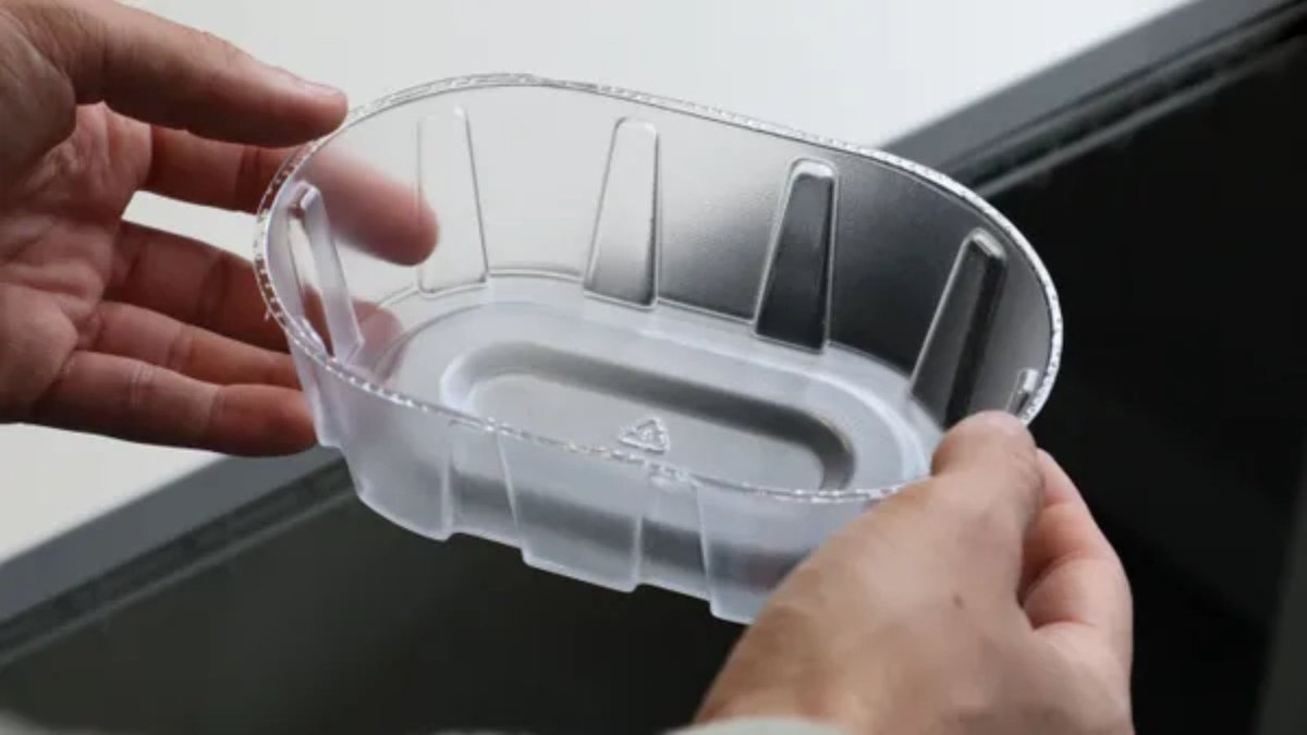 3DGBIRE's tweet image. Using the @TeamMayku Multiplier, you can craft packaging for both #prototypes and #finalproducts 👌

Their range of #materials and thicknesses allows for the rapid production of high-quality #packaging with exceptional detail.

👉Discover More: eu1.hubs.ly/H09-wFc0