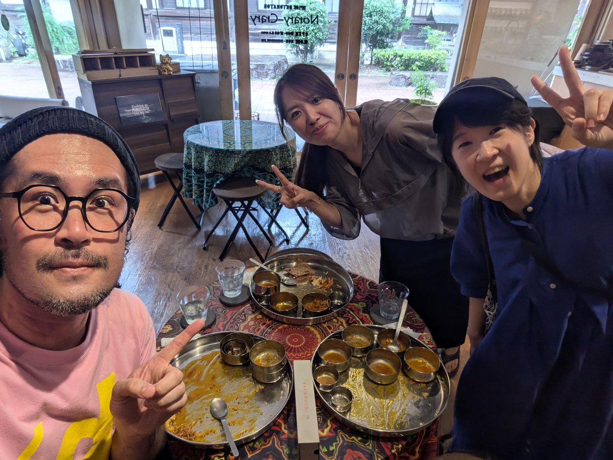 watari_bouya's tweet photo. 初日、女神2人にサポートいただけた幸運。

#ワタリやめま1000 https://t.co/MHXa1AMPrD