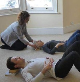 Alexander Technique workshop with Michelle Cole, Saturday September 28th. Read more here about this workshop and how it can support your body - bit.ly/4aP6iuF