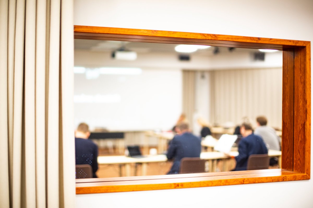 Idag och i morgon samlas Sveriges EU-nämnd och Finlands motsvarighet Stora utskottet till överläggningar på Hanaholmen / Ruotsin EU-lautakunta ja Suomen eduskunnan vastaava elin suuri valiokunta kokoontuvat tänään ja huomenna neuvotteluihin Hanasaareen.