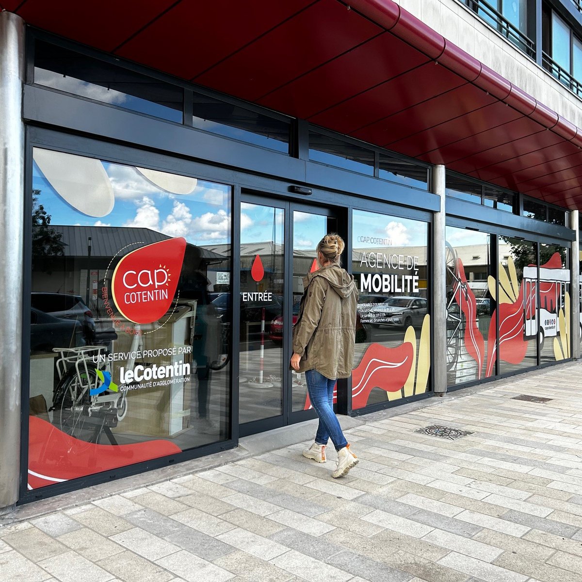 [Agence de mobilité]
🚍 🚲🚆🚘🚶
Nous avons le plaisir de vous accueillir dans un nouvel espace dédié aux mobilités Cap Cotentin !
📍82 bis Quai Alexandre III, 50100 CHERBOURG-EN-COTENTIN
👉Du lundi au vendredi de 8h à 18h 
👉Le samedi de 10h à 17h 
#capcotentin #bienvenueàbord