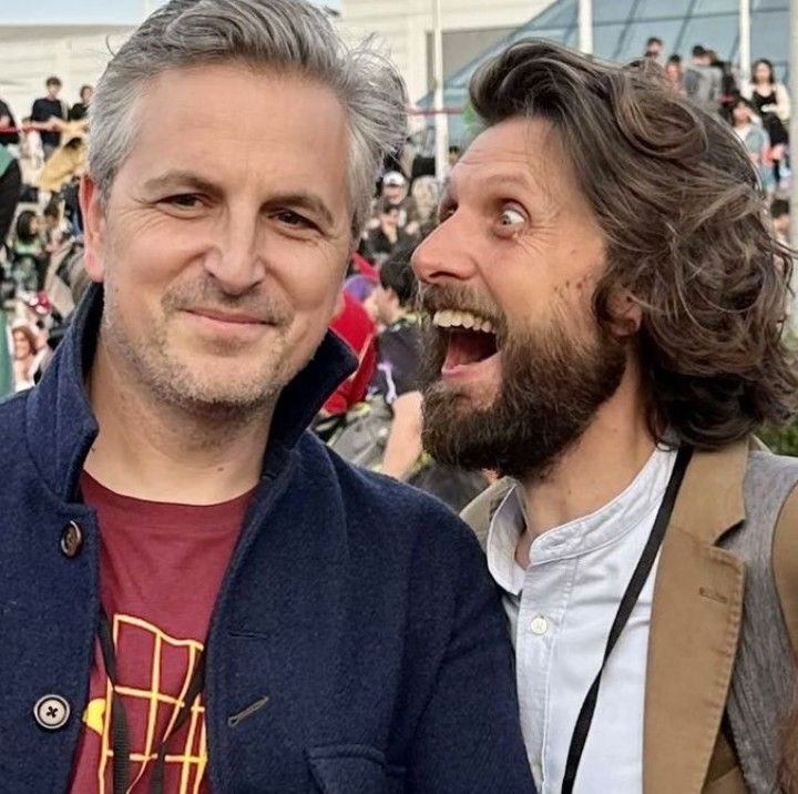 THE WIVES AIRS TODAY ON CHANNEL 5 AT 9PM !!

Larry is gonna be me every time Ben appears 😍