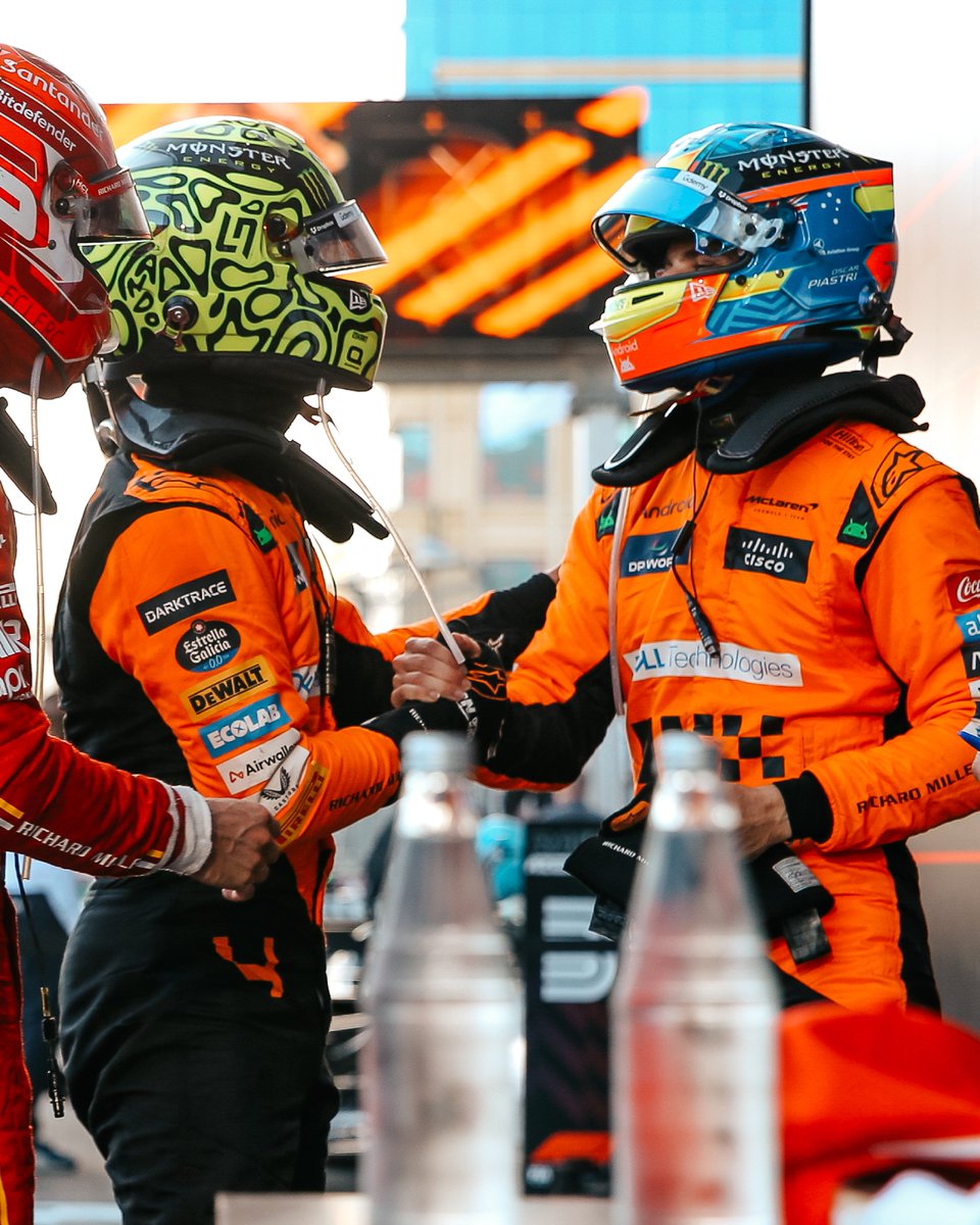Lando 🤝 Oscar.

#AzerbaijanGP 🇦🇿