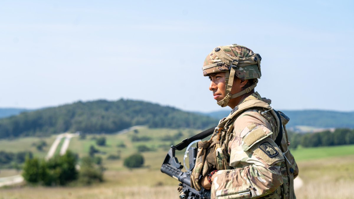 USArmyEURAF's tweet image. The "FARP" 

Do you know what it is? A FARP is a Forward Armament Refueling Point, which we see being executed flawlessly by the 12th Combat Aviation Brigade during exercise #SaberJunction 24, taking place right now at @7thATC's Hohenfels Training Area, 🇩🇪.

#StrongAndStrategic