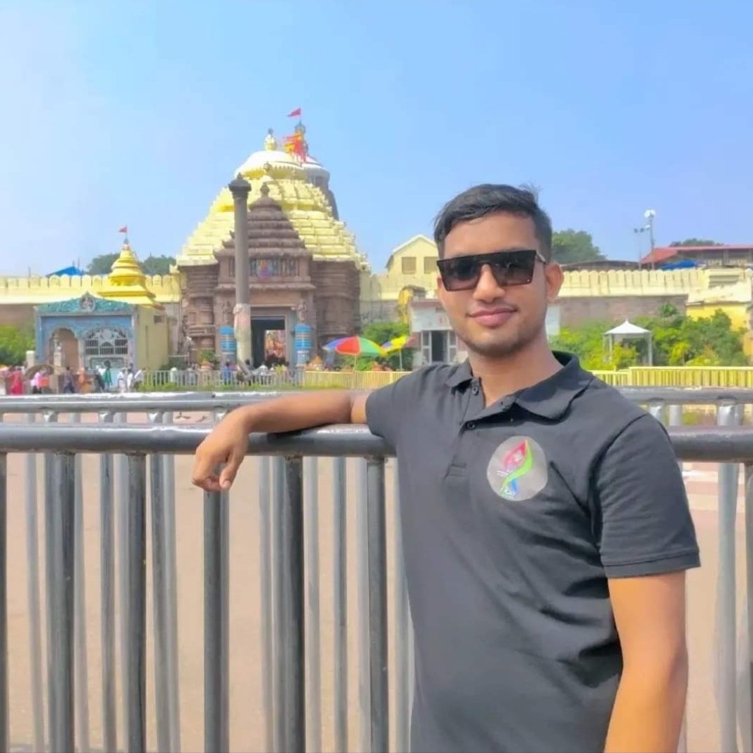 RoverSahoo's tweet photo. #NewProfilePic https://t.co/1BUzeYInXB