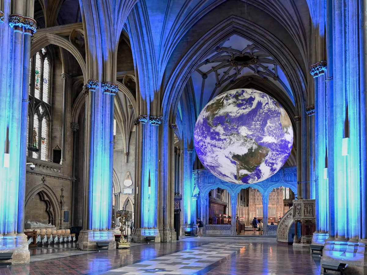 Countdown to Gaia Begins!

In just a month, Luke Jerram's illuminated Gaia lands at Bristol Cathedral! 🌟 Don’t miss concerts, climate talks, family activities, &amp; more from Oct 15 – Nov 9. Mark your calendars—Bristol is about to get cosmic! ✨

bristol-cathedral.co.uk/whats-on/gaia-…