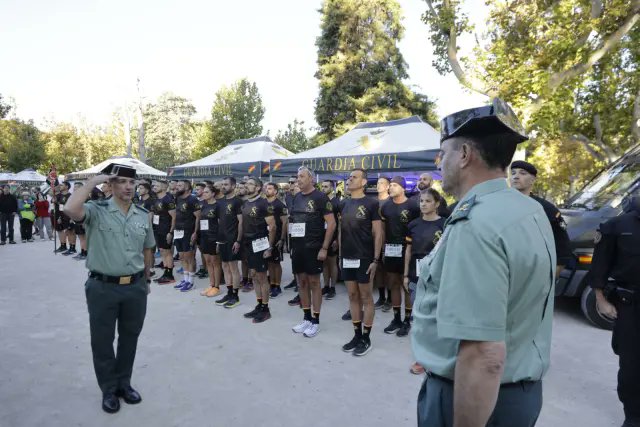 MqGuardiaCivil's tweet photo. El Parque José Antonio Labordeta de Zaragoza ha acogido este domingo la quinta edición de la Correría de la Guardia Civil.
https://t.co/at09nB8OaW
#crossfit #crossfitter #crossfitespaña #crossfitaddict #running #runner #crossfitfamily #training #guardiacivil
#zaragoza https://t.co/HUw0FEfxyY